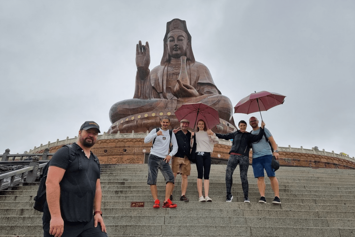 Súčasťou programu, ktorý sme pre klientov pripravili bol výlet na Foshan Dafo. 